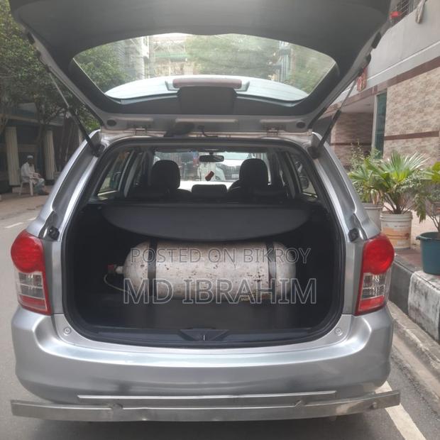 Toyota Corolla Base 4dr Sedan (1.8L 4cyl 5M) 2010 Silver