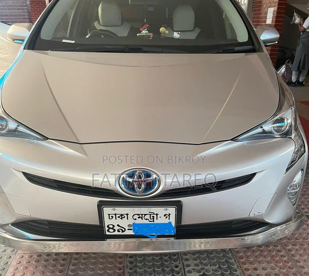Toyota Prius 2017 Beige