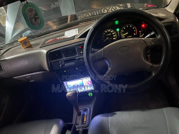 Toyota Sprinter 1995 Green