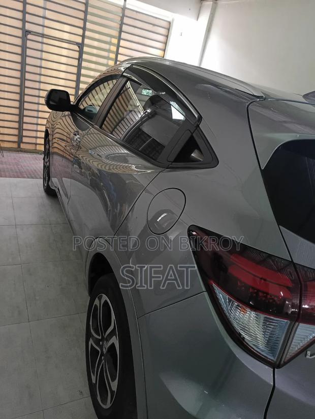 Honda Vezel 1.5 2WD 2015 Gray