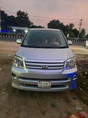 Toyota Noah 2005 White for sale