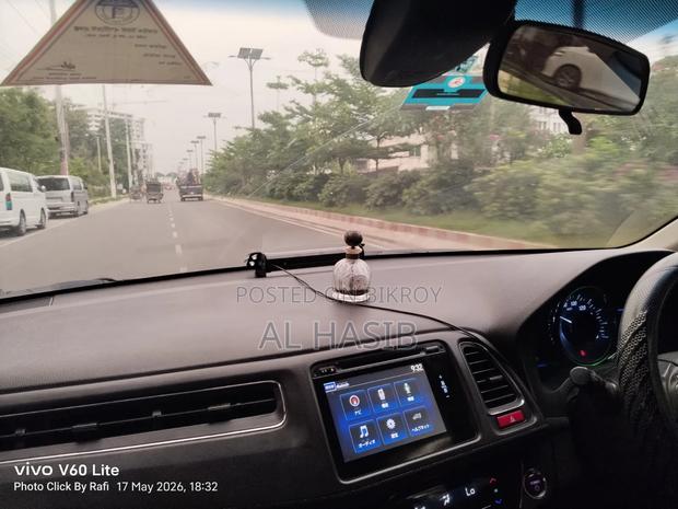 Honda Vezel 1.5 Hybrid 2WD 2014 Green