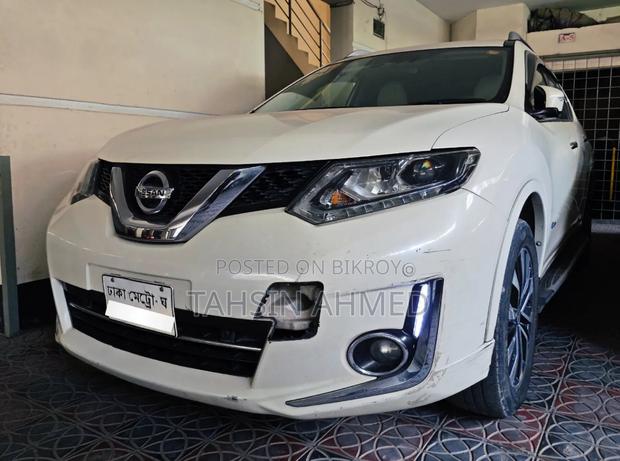 Nissan X-Trail 2.0 Hybrid FWD 2015 White