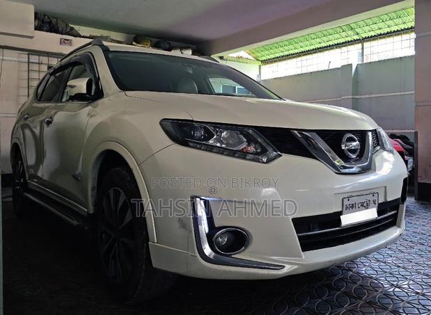 Nissan X-Trail 2.0 Hybrid FWD 2015 White