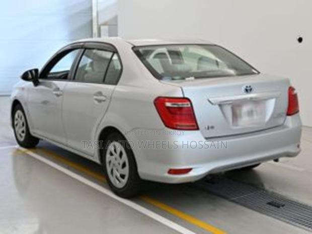 Toyota Axio 2021 Silver