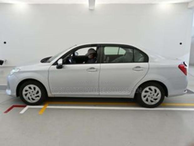 Toyota Axio 2021 Silver