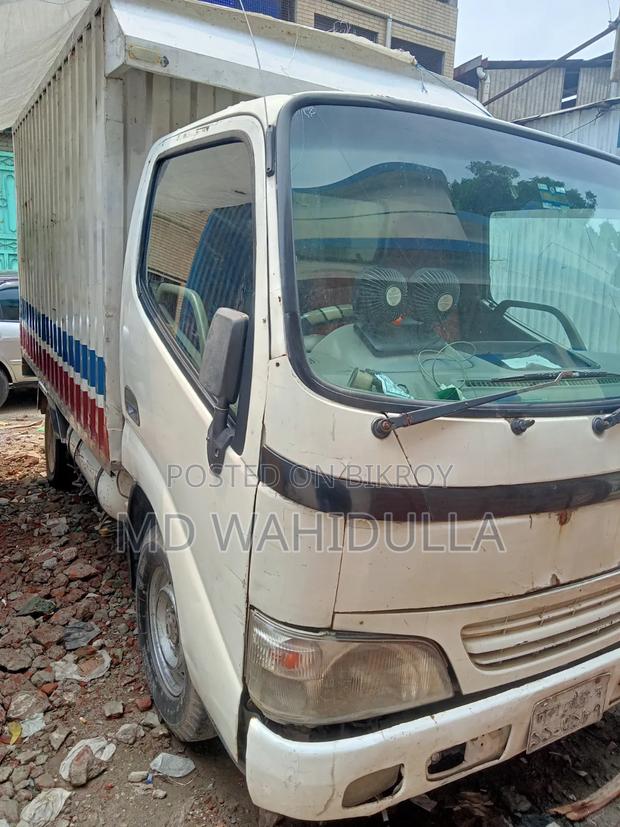 Toyota Dyna 2008 White