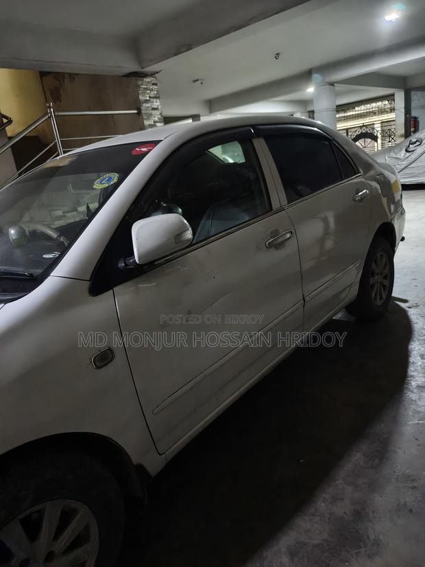 Toyota Corolla 2009 White