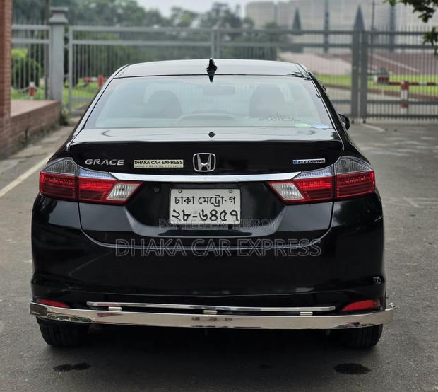 Honda Grace 2014 Black