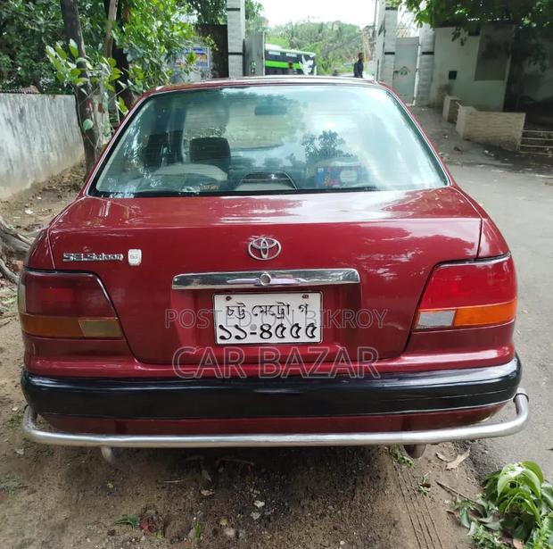 Toyota Corolla 1997 Maroon