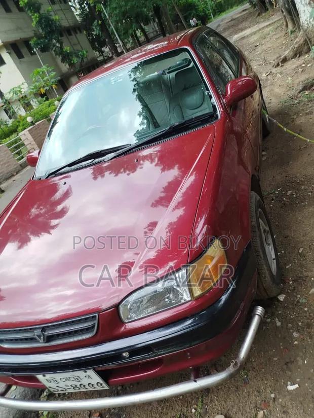 Toyota Corolla 1997 Maroon