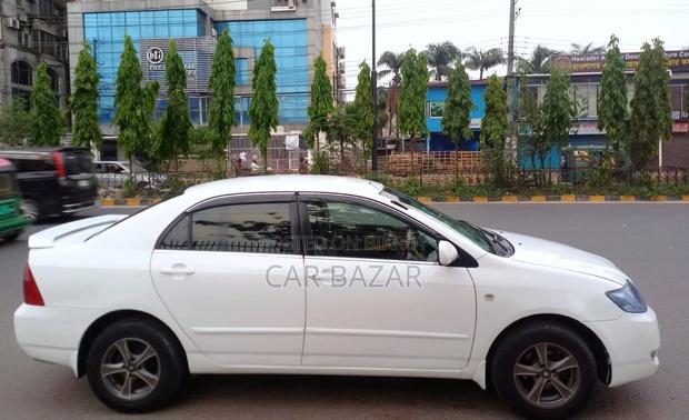 Toyota Corolla 2005 White