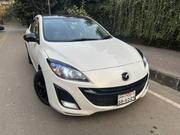 Mazda Axela 2011 Pearl for sale