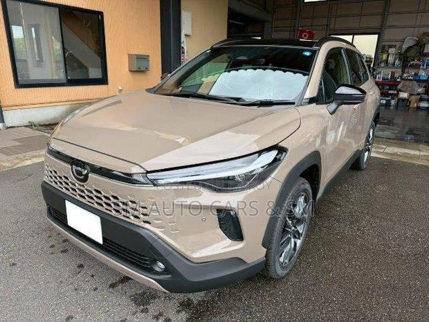 New Toyota Corolla Cross 2026 Brown