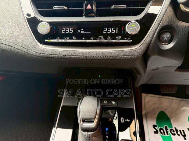 New Toyota Corolla Cross 2026 Brown