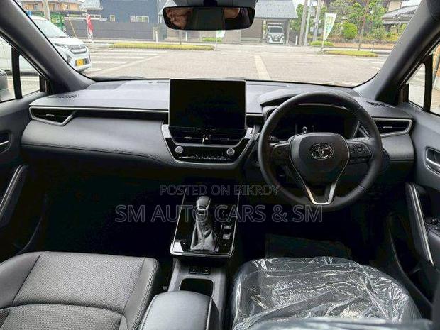 New Toyota Corolla Cross 2026 Brown