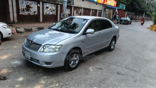 Toyota Corolla 2005 Silver