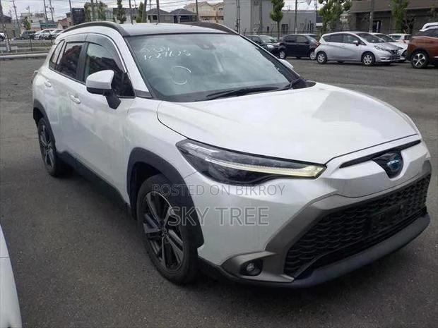 Toyota Corolla Cross 1.8 Hybrid FWD 2022 Pearl