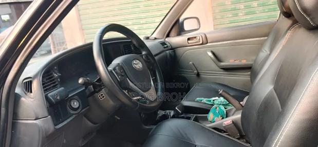 Toyota Mark II 1.8 (X80) 1991 Black
