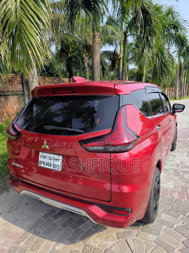 Mitsubishi Xpander 2022 Red