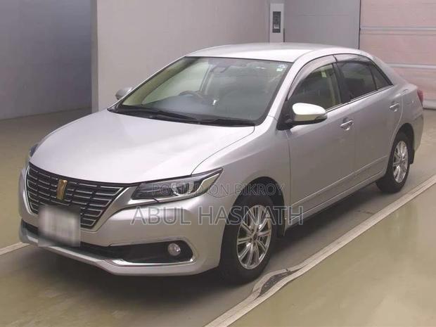 Toyota Premio 1.5 FWD 2021 Silver