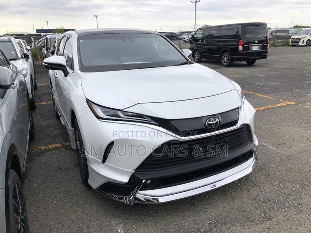 Toyota Harrier 2023 Pearl