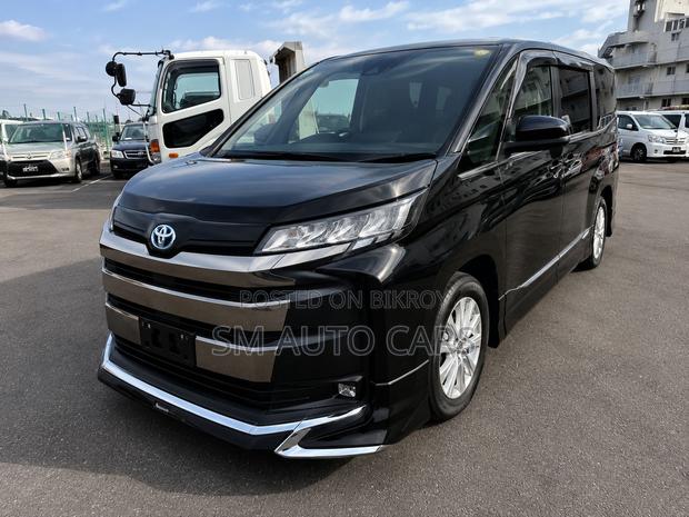 Toyota Noah 2023 Black