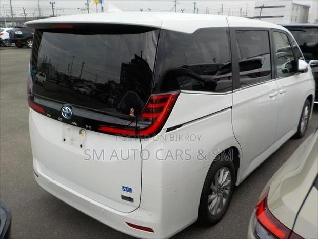 Toyota Noah 2022 Pearl
