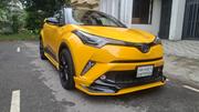 Toyota C-Hr XLE FWD 2019 Yellow for sale