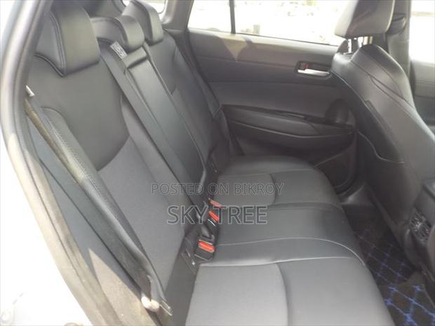 Toyota Corolla Cross 1.8 Hybrid FWD 2022 Gray
