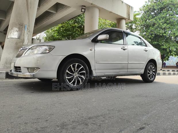 Toyota Corolla 2004 Silver