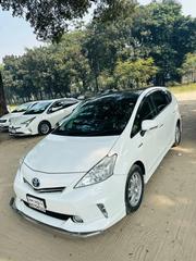 Toyota Prius 2014 Pearl for sale