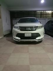 Toyota Harrier Hybrid Premium 2018 Pearl for sale