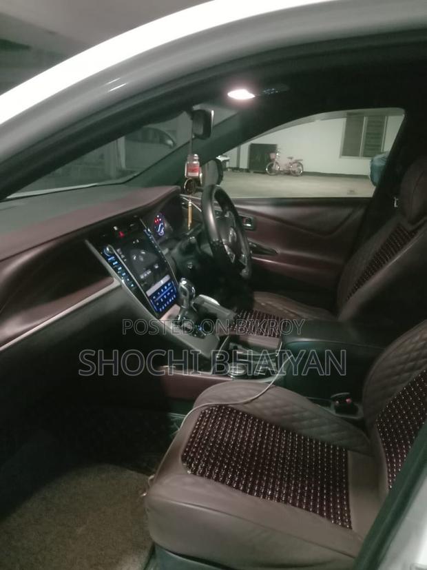 Toyota Harrier Hybrid Premium 2018 Pearl