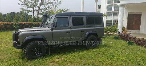Land Rover Defender 90 1994 Gray