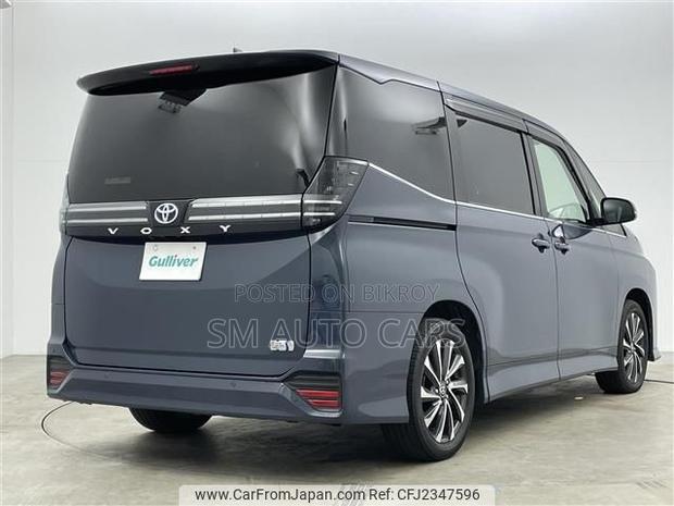 Toyota Voxy 2022 Gray
