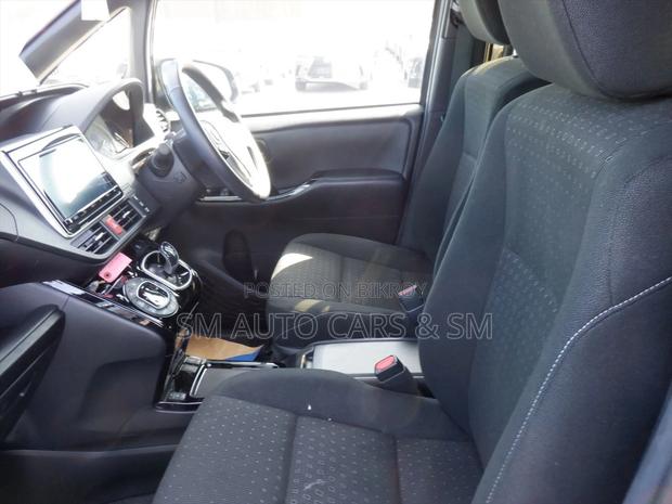 Toyota Noah 1.8 FWD Hybrid (7 Seater) 2021 Black