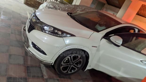 Honda Vezel 1.5 Hybrid 2WD 2016 Pearl