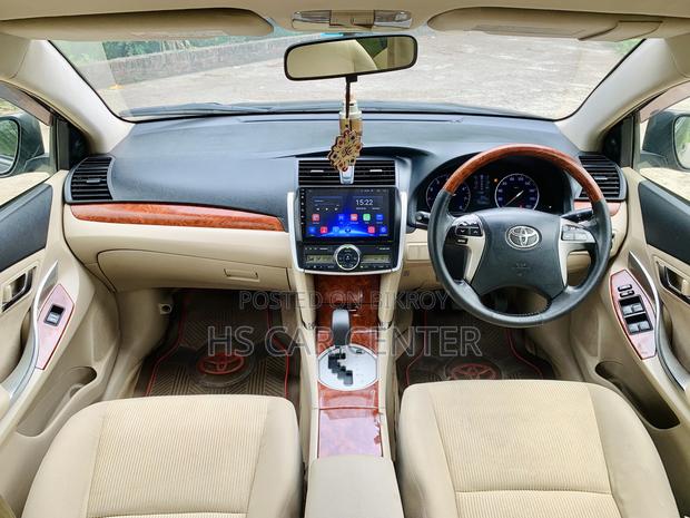 Toyota Premio 1.5 FWD 2014 Maroon