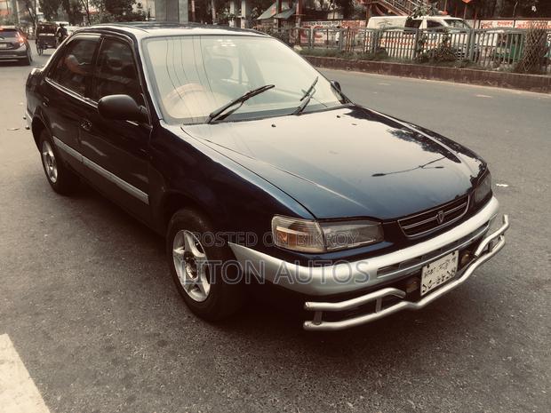 Toyota Corolla Sedan 1996 Blue