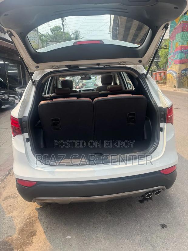 Hyundai Santa Fe 2015 White
