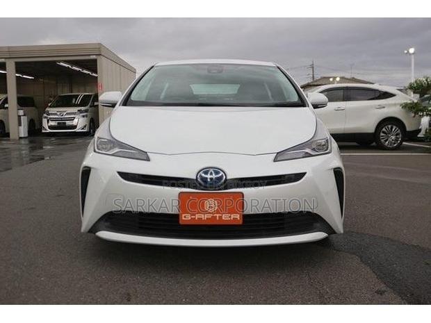Toyota Prius 2021 Pearl