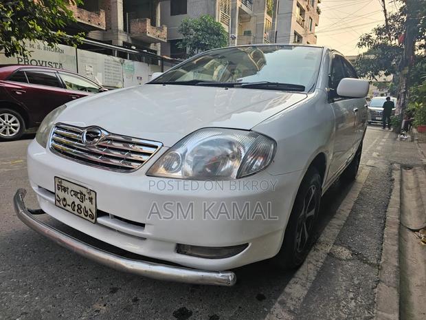 Toyota Corolla 2004 Pearl
