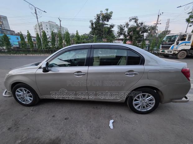 Toyota Axio 2012 Beige
