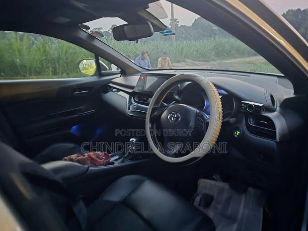 Toyota C-Hr 2017 Gray