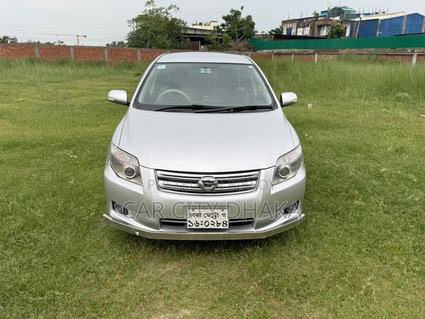Toyota Axio 2010 Silver