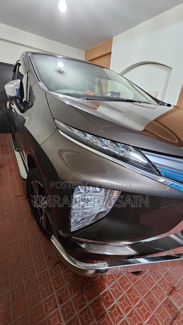 Mitsubishi Xpander 2022 Brown