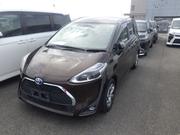Toyota Sienta 2021 Brown for sale