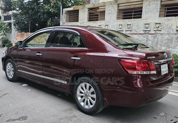 Toyota Premio 2016 Maroon