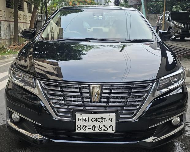Toyota Premio 2017 Black